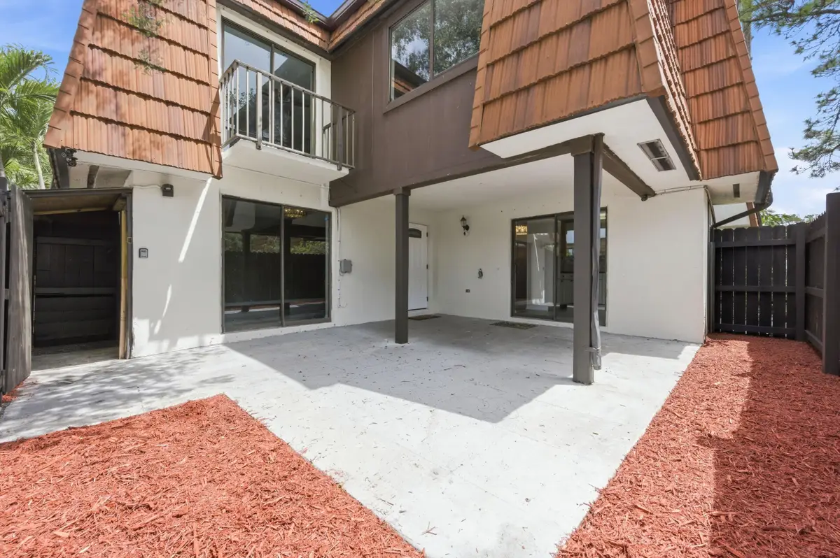 2101 White Pine Circle #D, Greenacres, FL 33415 - #1