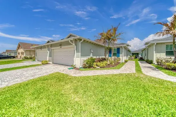 1920 SE Crosswood Way, Port St Lucie, FL 34984