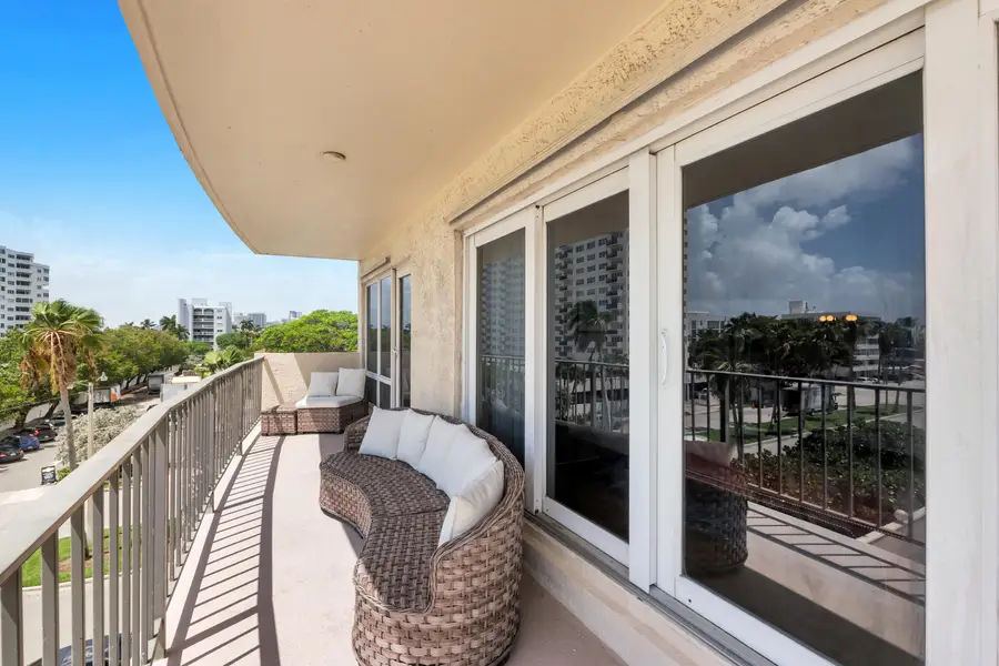 2500 E Las Olas Boulevard #409, Fort Lauderdale, FL 33301 - #3