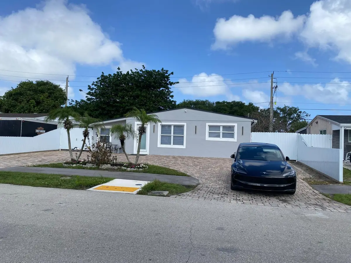 112 E Browning Drive, West Palm Beach, FL 33406 - #1