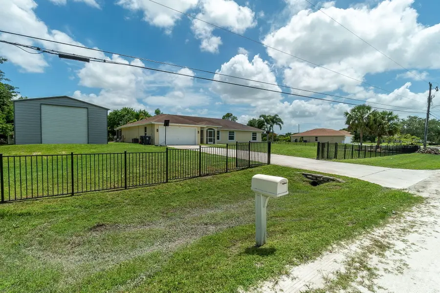 17468 N 38th Rd Road N, The Acreage, FL 33470 - #2