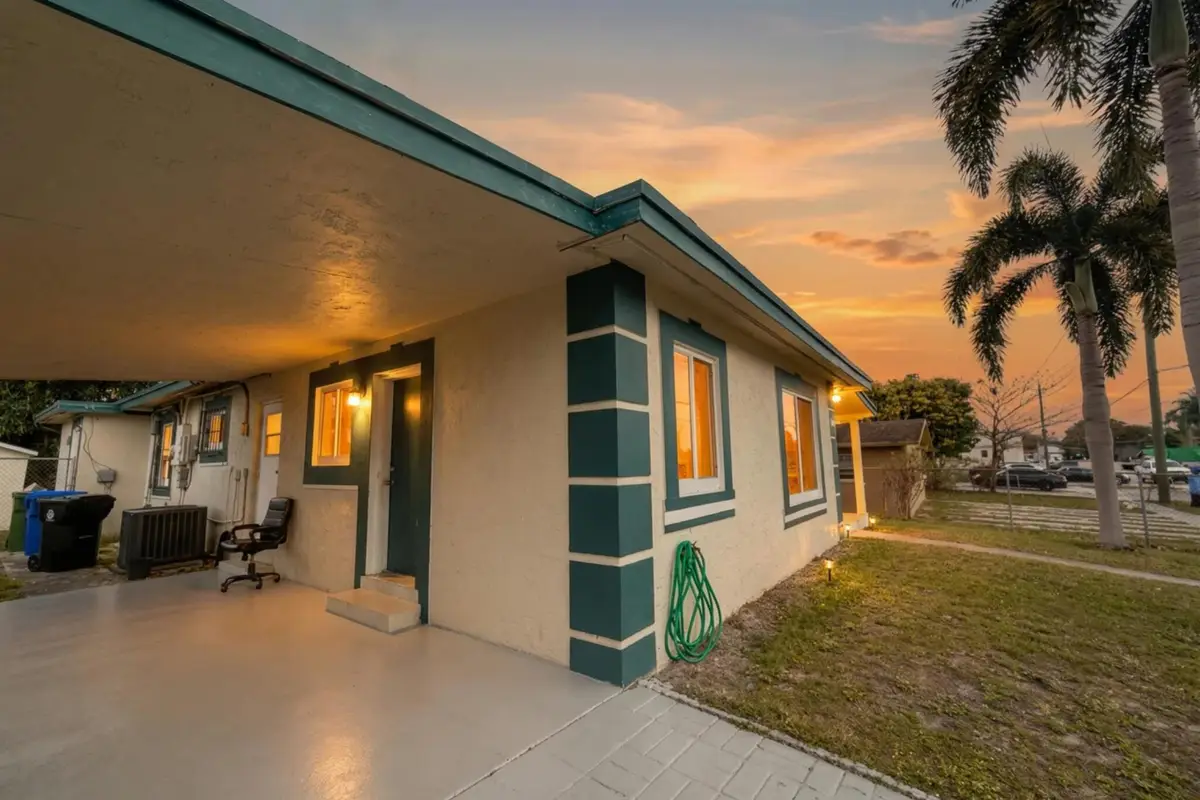 2757 SW 7th Street, Fort Lauderdale, FL 33312 - #1