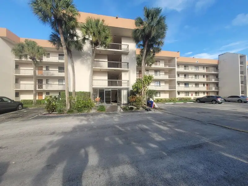 5917 Via Vermilya #206, Lake Worth, FL 33462 - #3