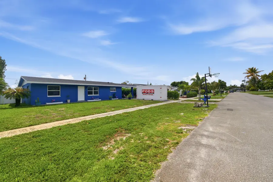 5792 Tarragon Drive, West Palm Beach, FL 33415 - #3