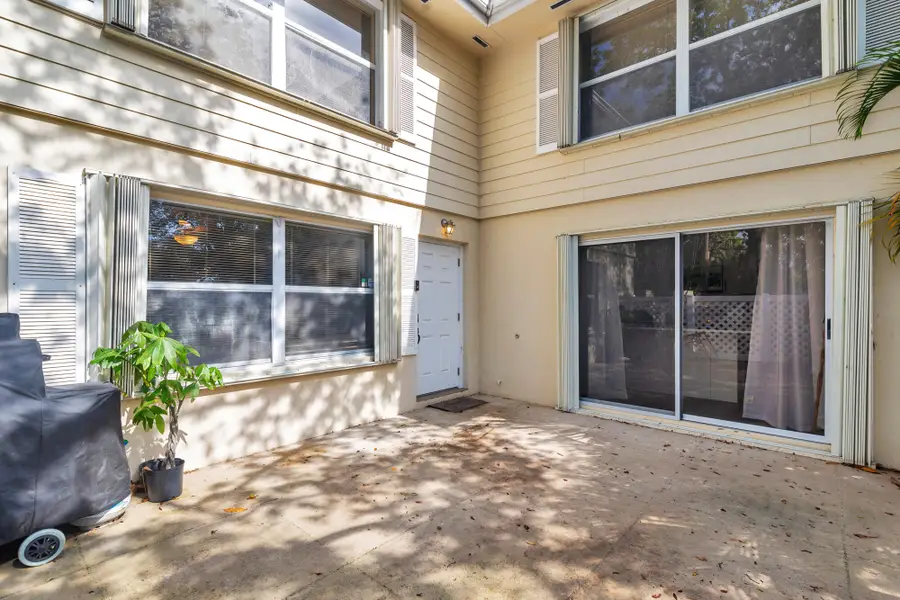 8142 Bridgewater Court, West Palm Beach, FL 33406 - #2