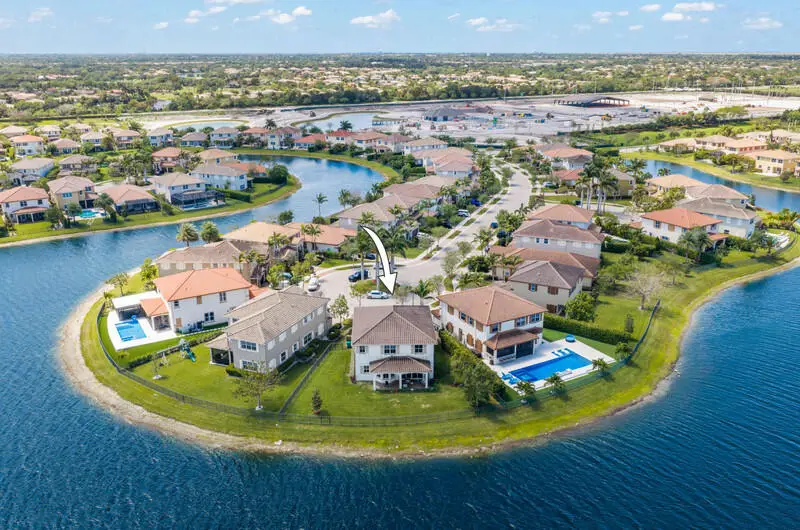 8691 Lakeside Bend, Parkland, FL 33076 - #2