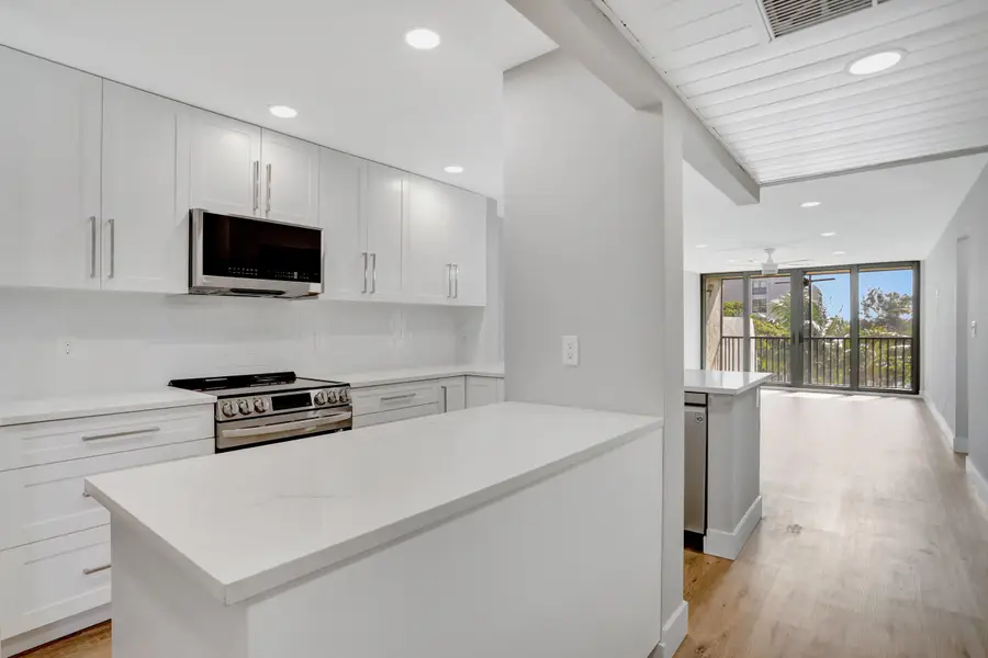 7 Royal Palm Way, Boca Raton, FL 33432 - #2