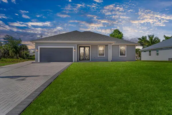 7427 Sea Mist Drive, Port Charlotte, FL 33981