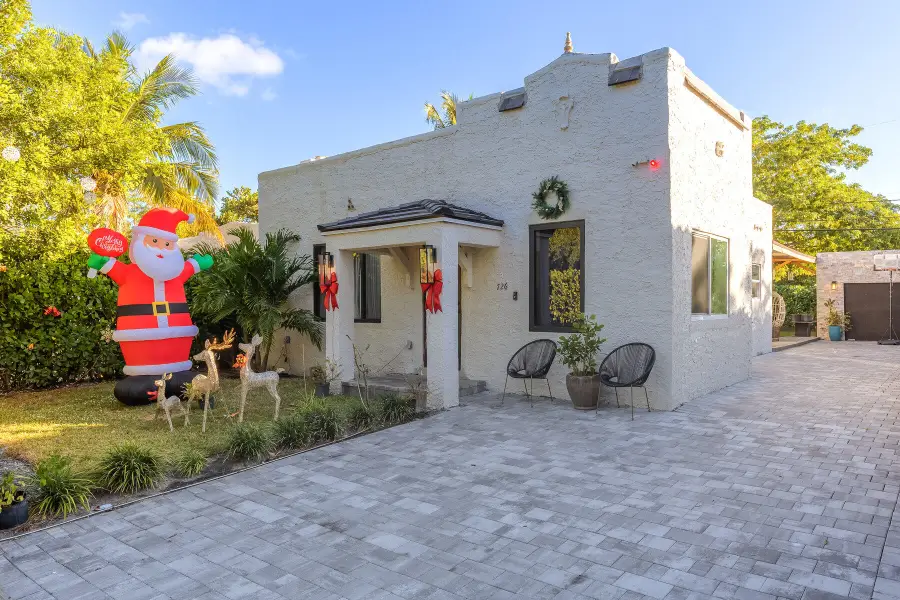 726 Lytle Street, West Palm Beach, FL 33405 - #2