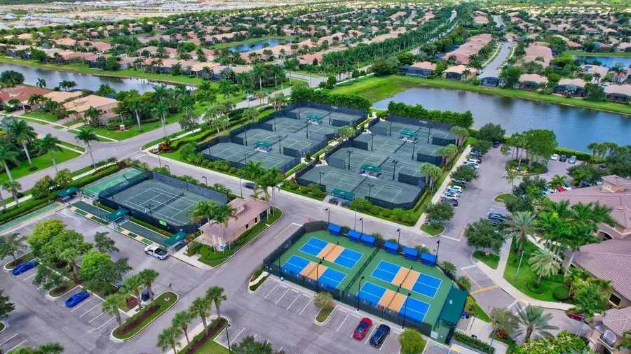 87 Piedmont B, Delray Beach, FL 33484 - #2