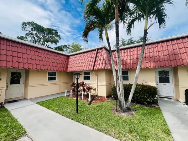 146 Amherst Lane, Greenacres, FL 33467