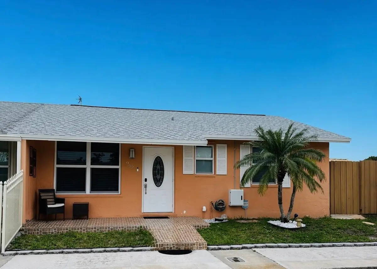 952 Sumter Rd Road E, West Palm Beach, FL 33415 - #1