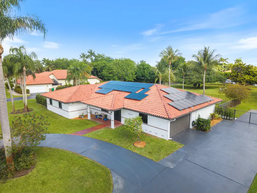 13821 Alexandria Court, Davie, FL 33325 - #2