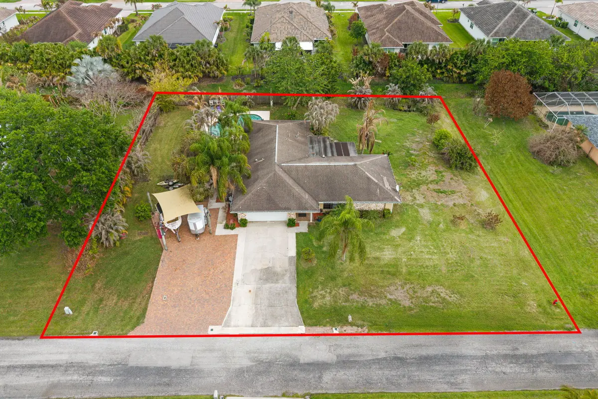 1096 54th Avenue, Vero Beach, FL 32966 - #1