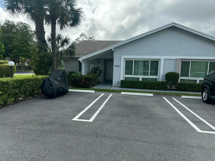 744 Lago Road, Delray Beach, FL 33445 - #2
