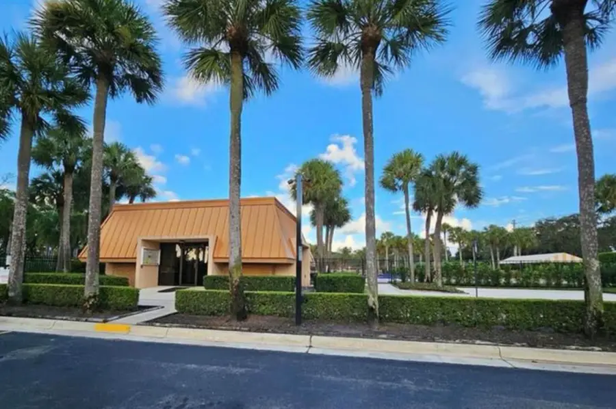 197 Charter Way, West Palm Beach, FL 33407 - #3