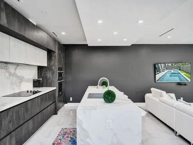 2514 NE 21st Street #A, Fort Lauderdale, FL 33305 - #3