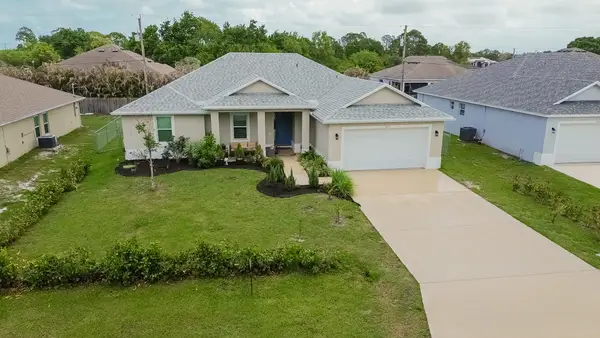4037 SW Mcintosh Street, Port St Lucie, FL 34953