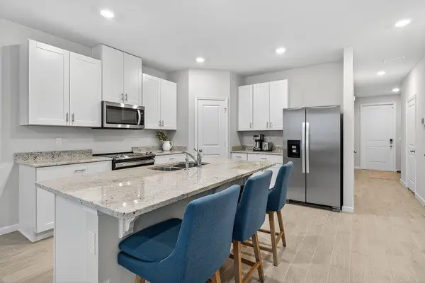 5696 SE Edgewater Circle, Stuart, FL 34997