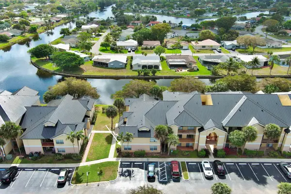 7630 Westwood Drive #302, Tamarac, FL 33321