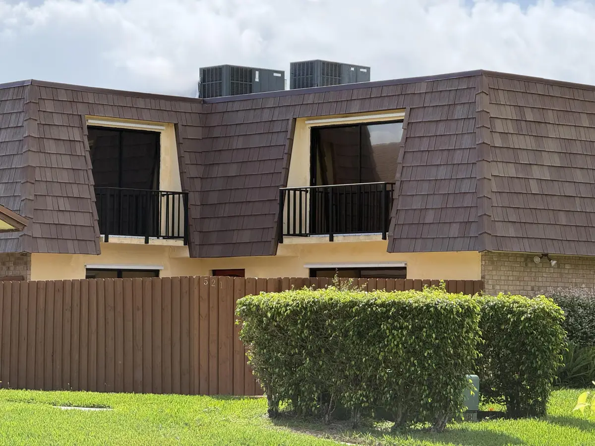 521 Springdale Circle, Palm Springs, FL 33461 - #1