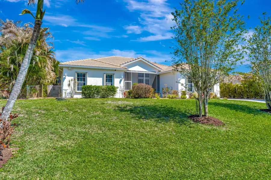 8431 SE Duncan Street, Hobe Sound, FL 33455 - #2