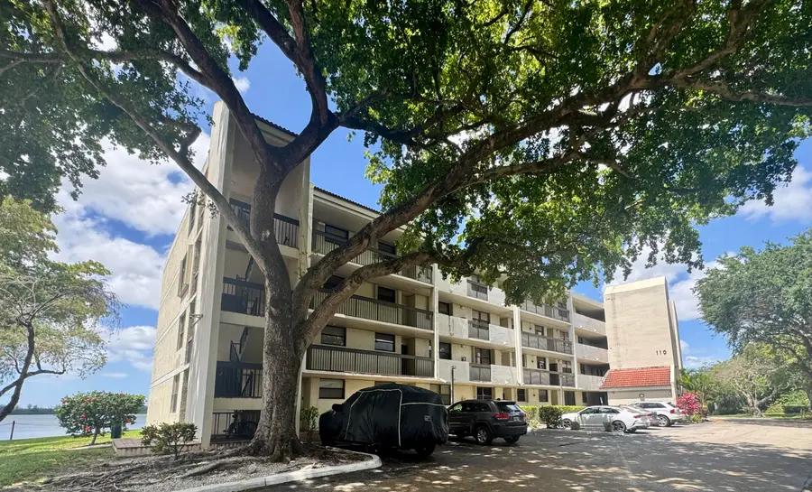 110 Lake Emerald Drive #404, Oakland Park, FL 33309 - #2