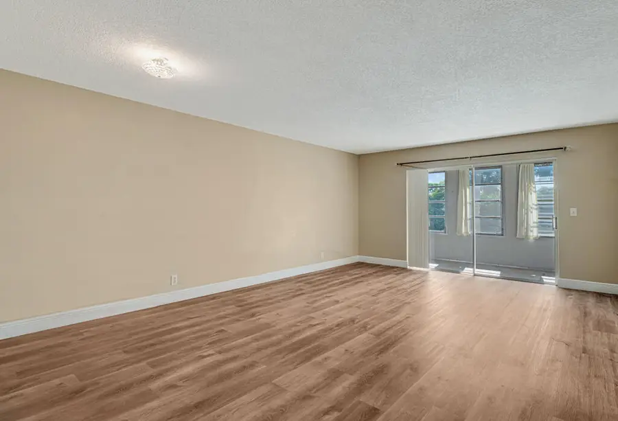 176 Lake Carol Drive, West Palm Beach, FL 33411 - #2