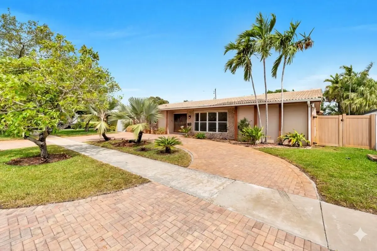 1915 NE 208th Terrace, Miami, FL 33179 - #1