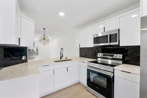 8300 NW 10th Street, Miami, FL 33126