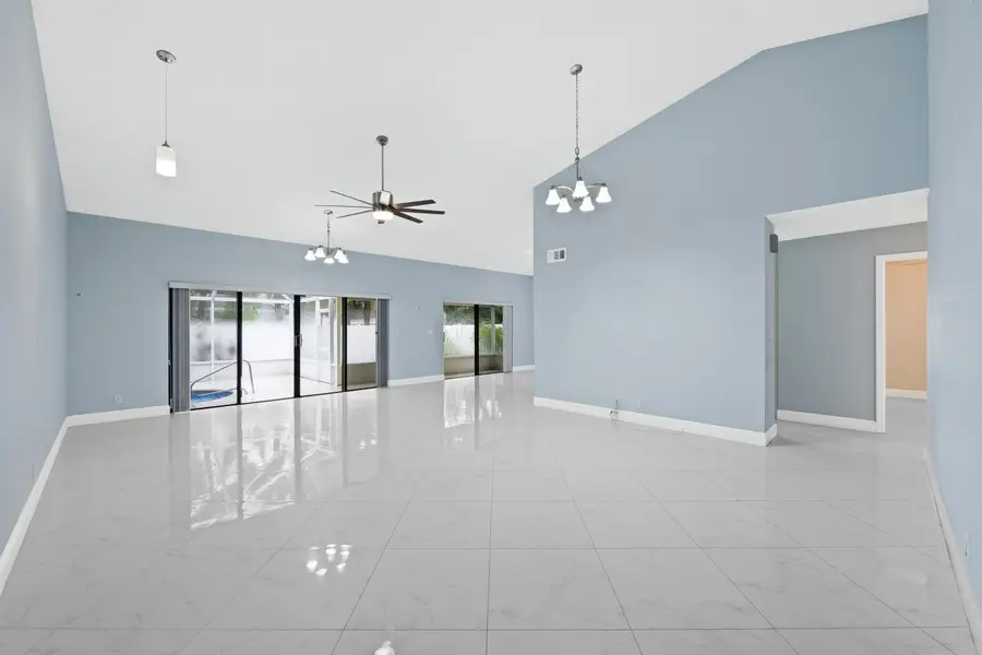 281 N Country Club Boulevard, Boca Raton, FL 33487 - #2