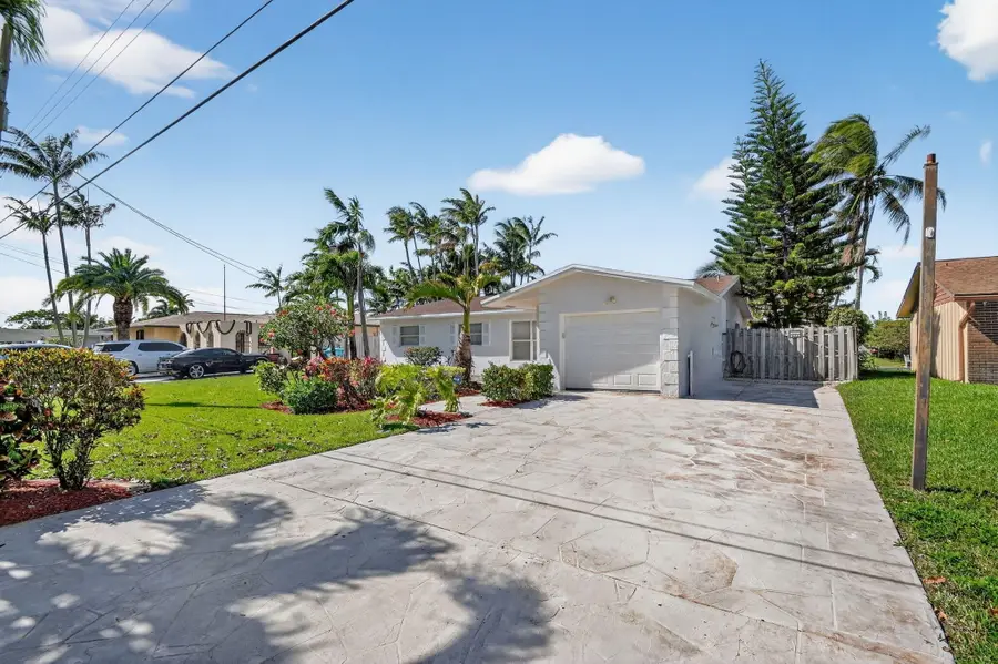 1037 SW 27th Avenue, Boynton Beach, FL 33426 - #2