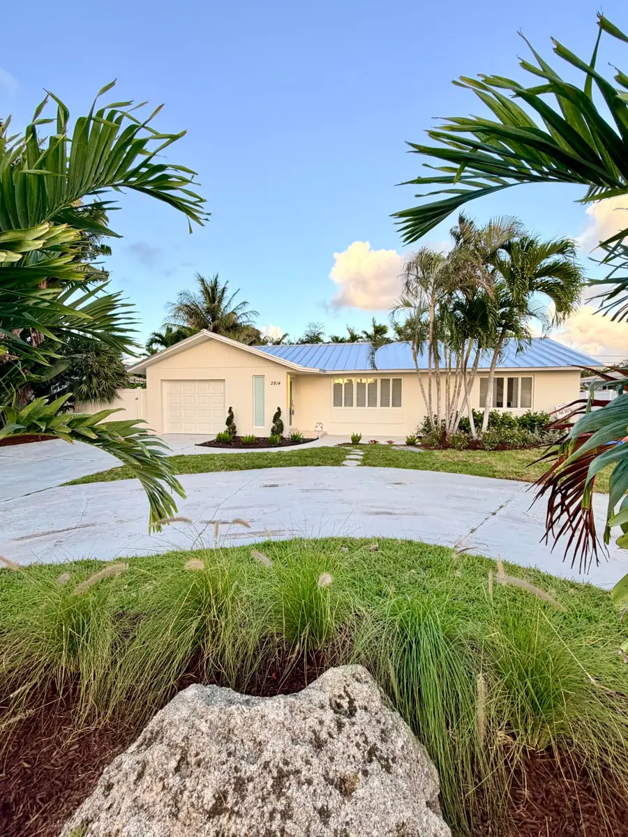 2814 SW 5th Street, Boynton Beach, FL 33435 - #2