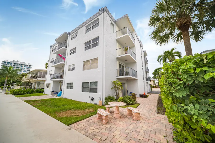 3105 NE 28th Street #2b, Fort Lauderdale, FL 33308 - #3