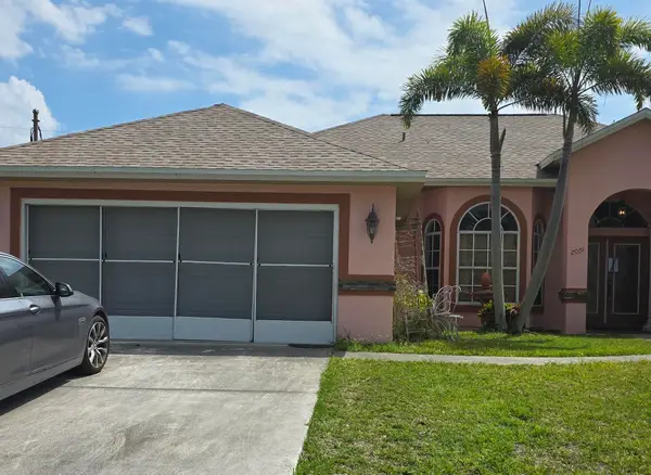 2001 SW Salvatierra Boulevard, Port St Lucie, FL 34987