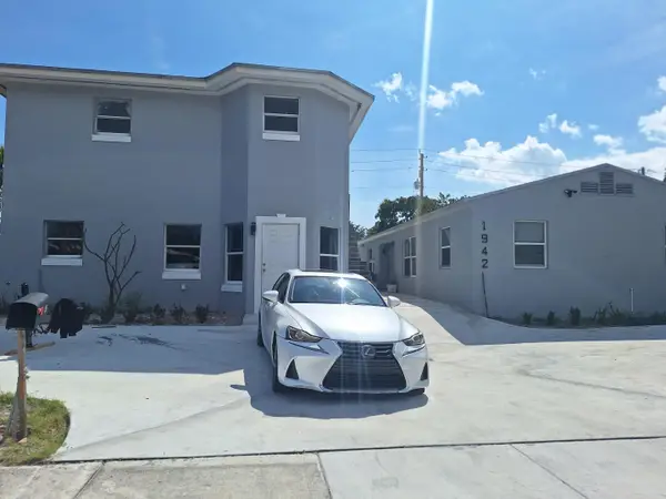 1942 Buchanan Street, Hollywood, FL 33020