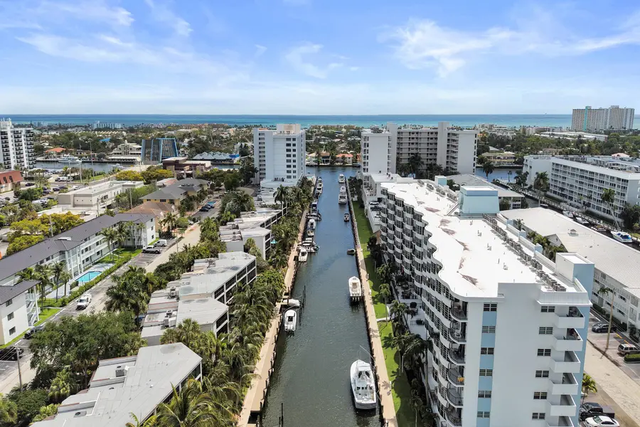 3051 NE 48th Street #702, Fort Lauderdale, FL 33308 - #2