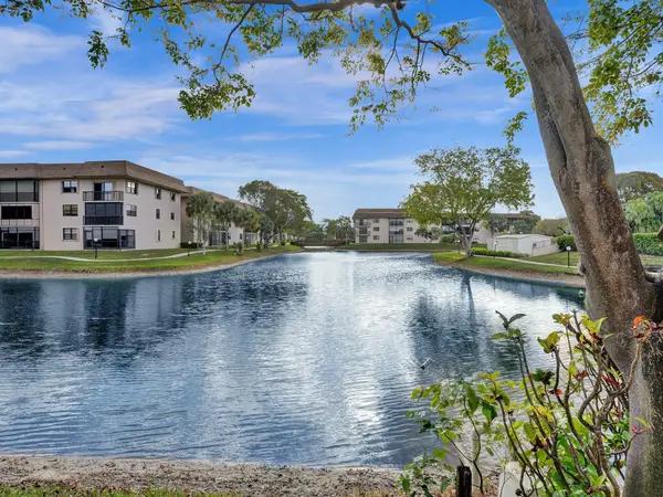 6080 N Sabal Palm Boulevard #Unit 305, Tamarac, FL 33319