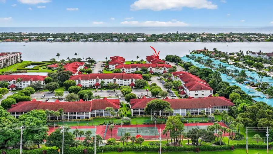 110 Half Moon Circle #D2, Hypoluxo, FL 33462 - #2