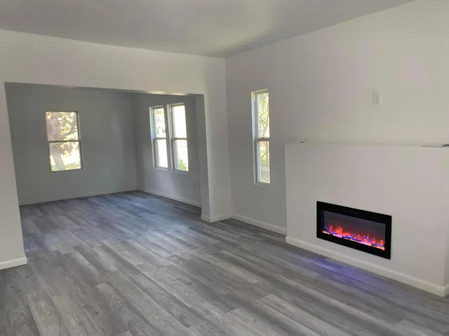 319 N 11th Street, Fort Pierce, FL 34950 - #2