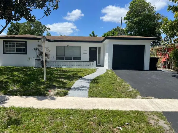 3631 NW 33rd Avenue, Lauderdale Lakes, FL 33309