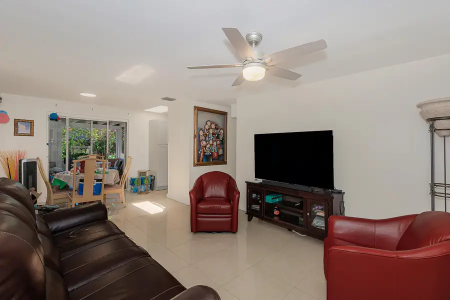 710 NE 58th Court, Oakland Park, FL 33334 - #2