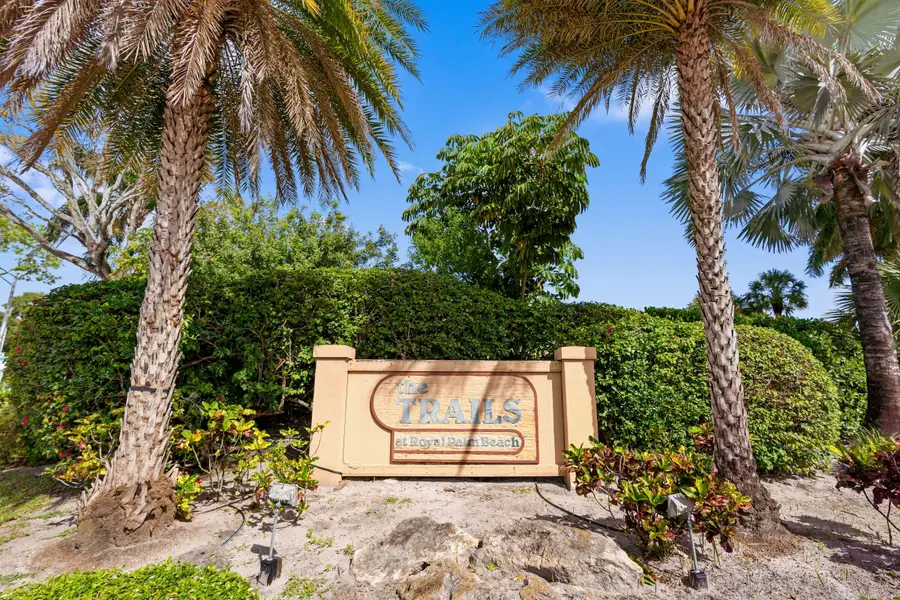 402 Lakeview Drive E, Royal Palm Beach, FL 33411 - #2