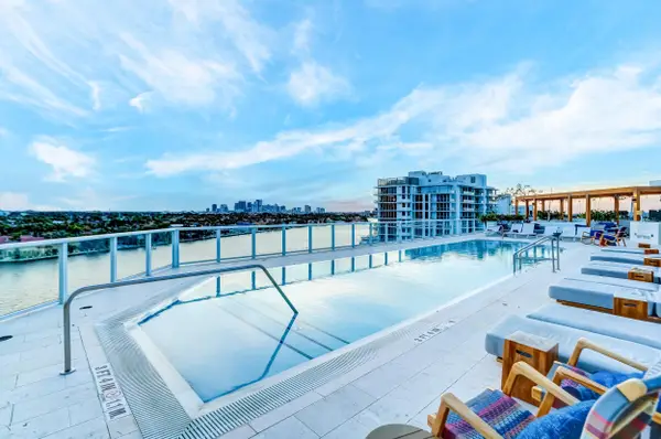 401 N Birch Road #Th3, Fort Lauderdale, FL 33304