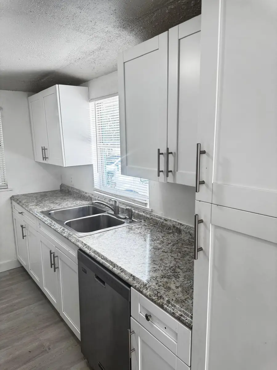 1310 Atlantic Avenue #A-b, Fort Pierce, FL 34950 - #2