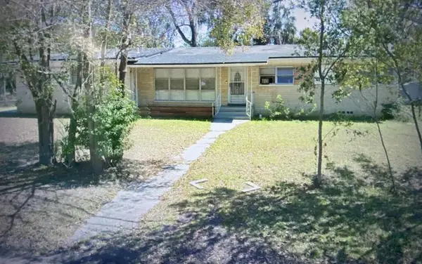 6751 Alaro Road, Jacksonville, FL 32209