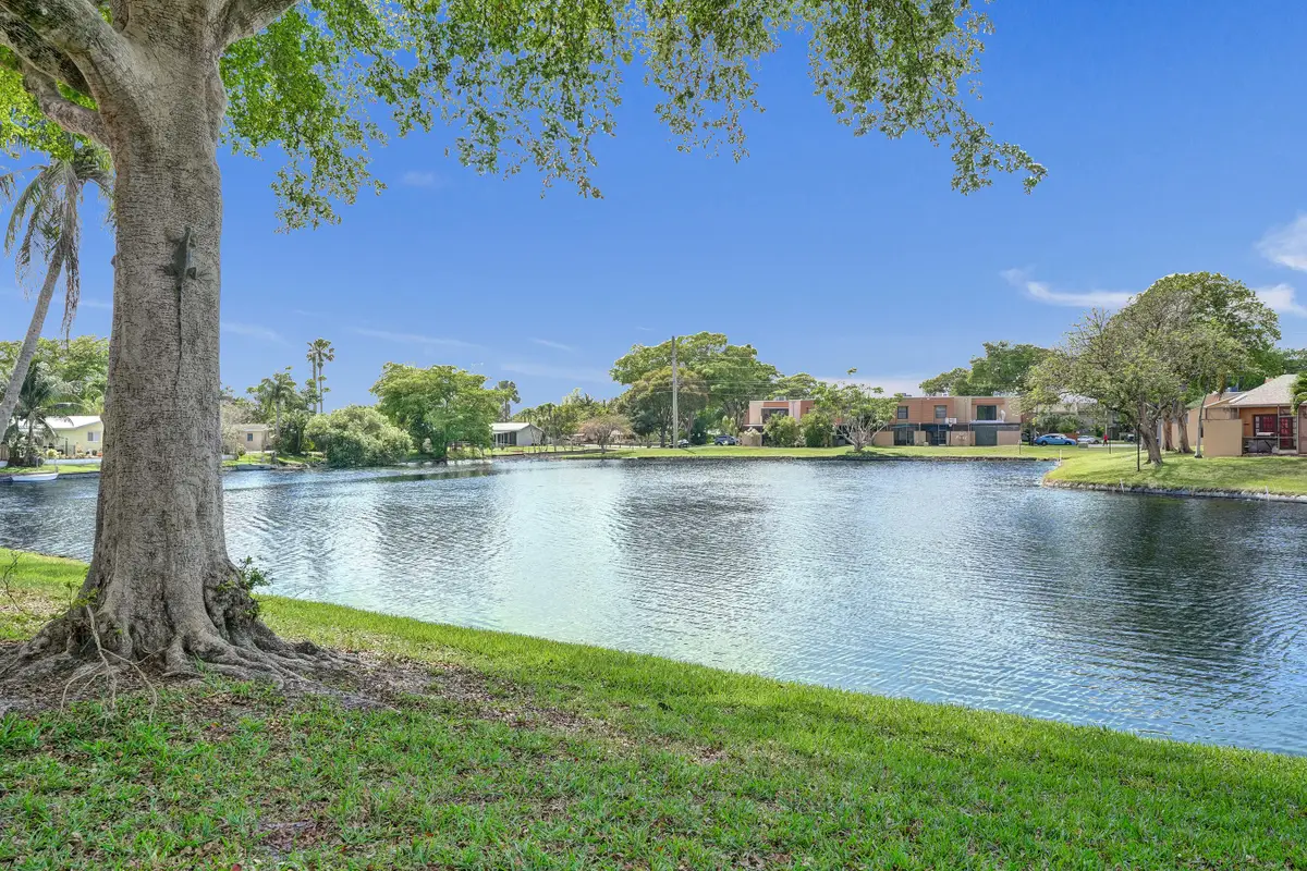 8992 Palm Tree Lane #8992, Pembroke Pines, FL 33024 - #1