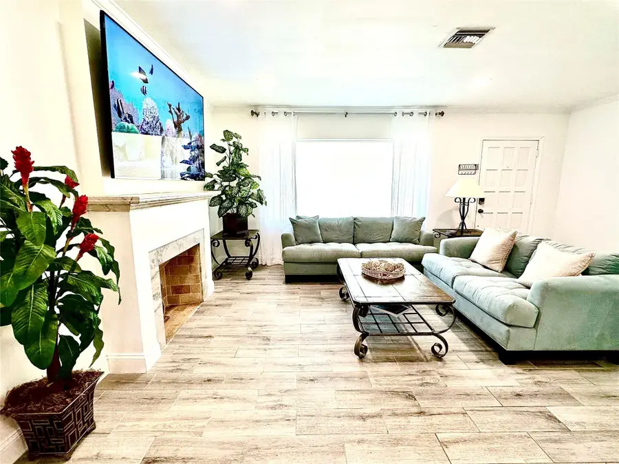 1742 NE 7th Street, Fort Lauderdale, FL 33304 - #3