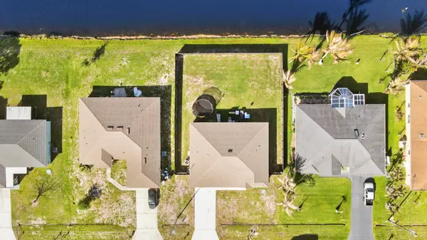 1892 SW Monterrey Lane, Port St Lucie, FL 34953