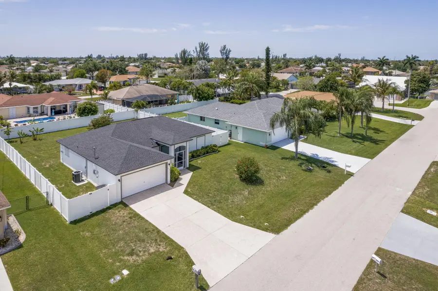 610 SE 21st Lane, Cape Coral, FL 33990 - #2